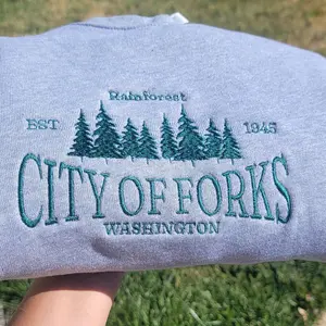 City Of Forks Sweatshirt || Twilight Merch || Bella Brand Sweatshirt || Embroidery Sweatshirt || Vampire Sweatshirt || Oversized Sweatshirts, Emeralde green, Spooky town shirts, Mobie fan shirt, All year round Sweatshirt, Lightweight sweatshirt, Soft