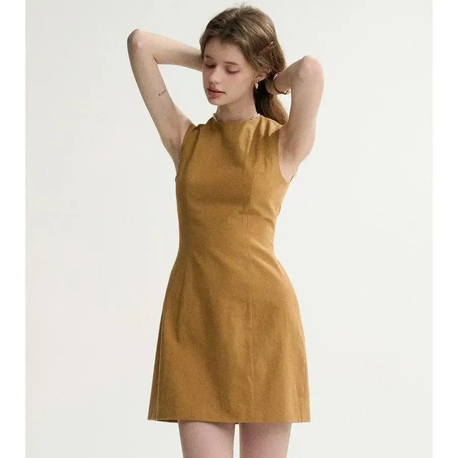 green emerald velvet dress Amazon.com: Michellecmm Women White Graduation Dress Summer Cap Sleeve Tank  Dress Sleeveless Backless Solid Color A Line Mini Dresses (Black, S) :  Clothing, Shoes & Jewelry main image 1