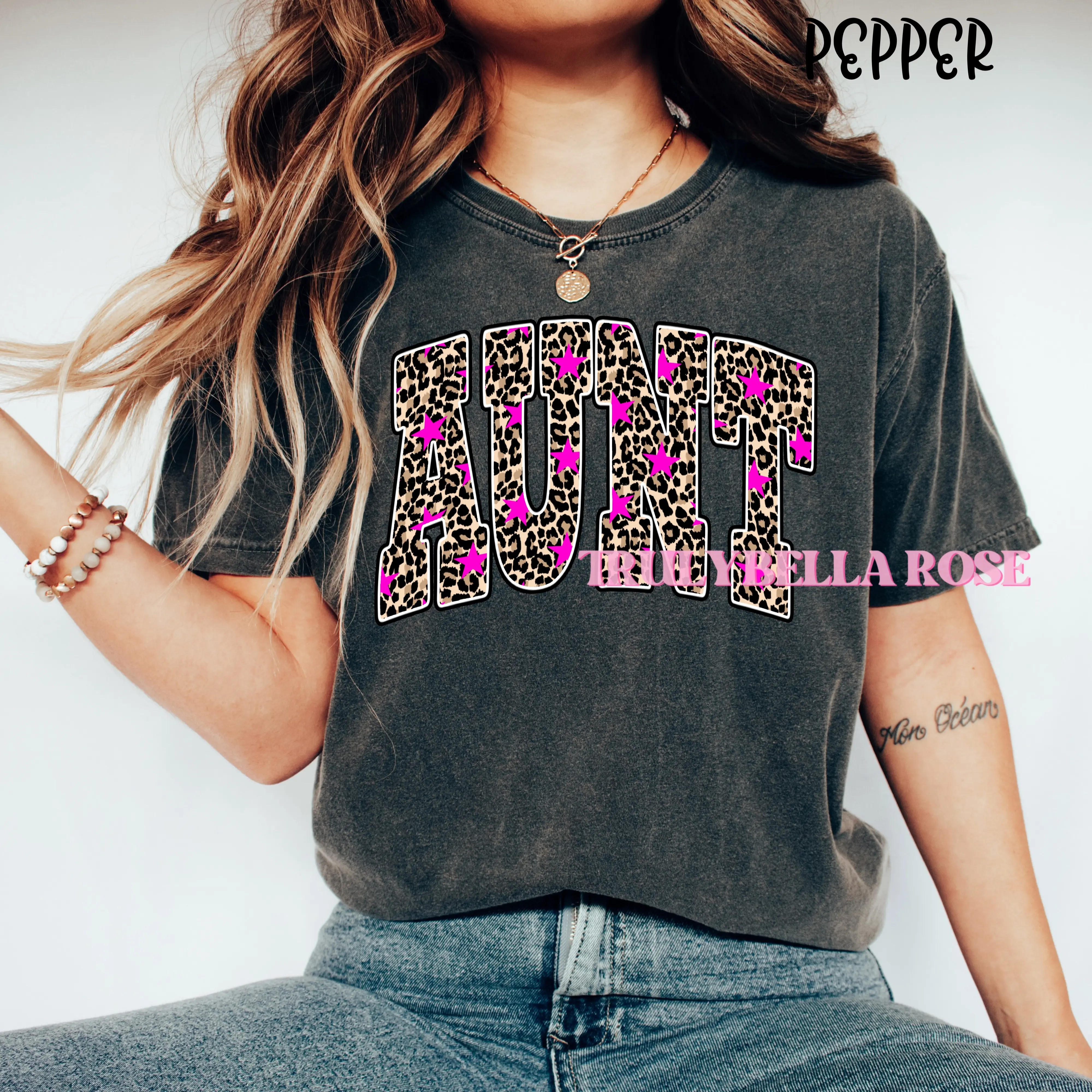 Mama, Aunt leopard pink star shirt