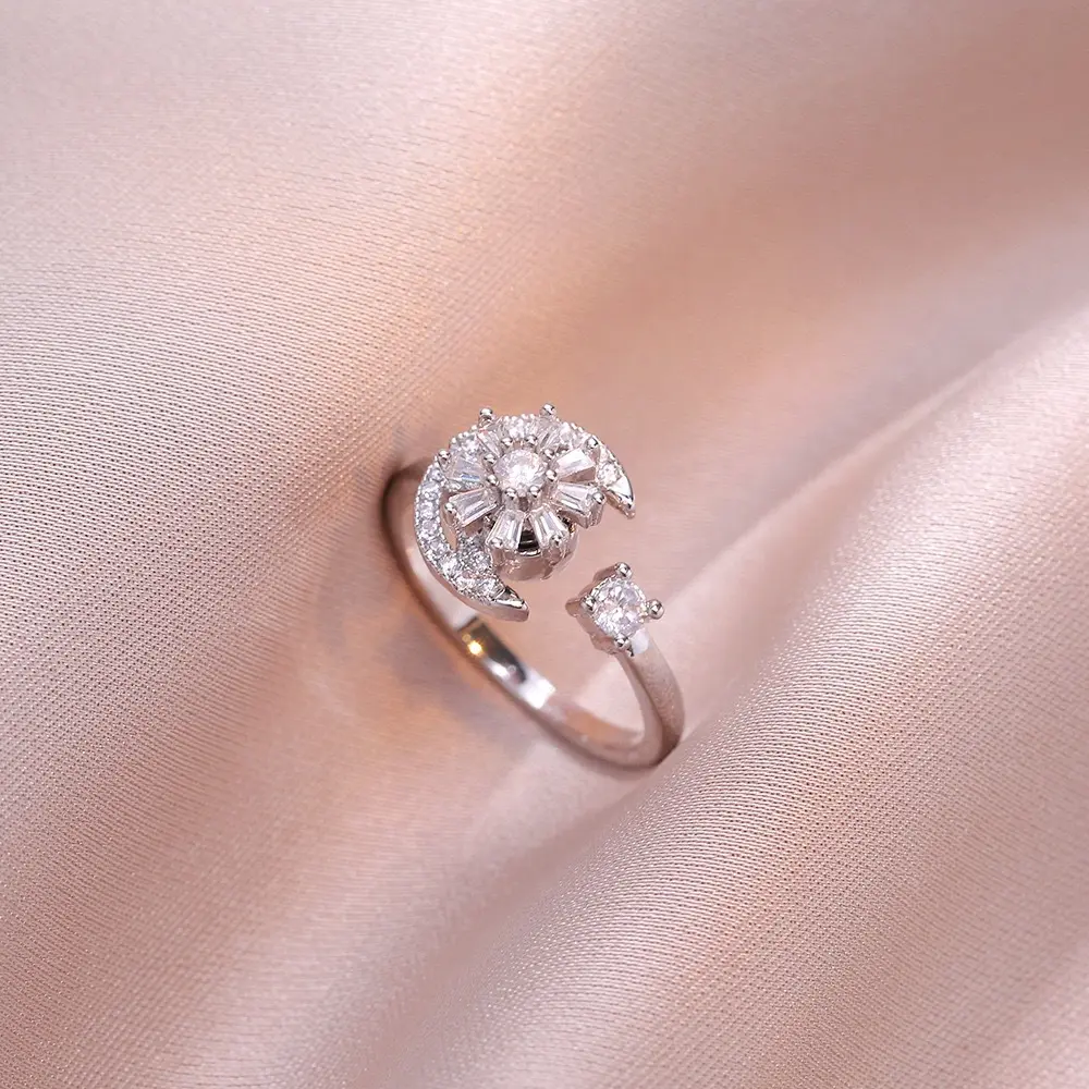 J0267 White Star Moon