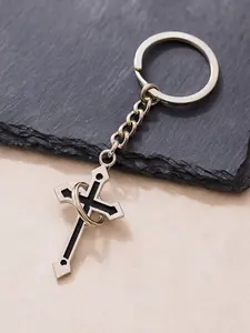 1 Piece silvery cross keychain with a complex circular decoration and a two-tone designa unisex personalized keychain accessory