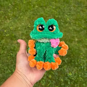 Tree frog plush