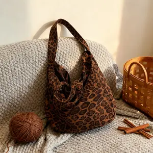 Large Capacity Leopard Print Tote Bag for Women - Stylish Shoulder Bag for Work, School & Daily Use