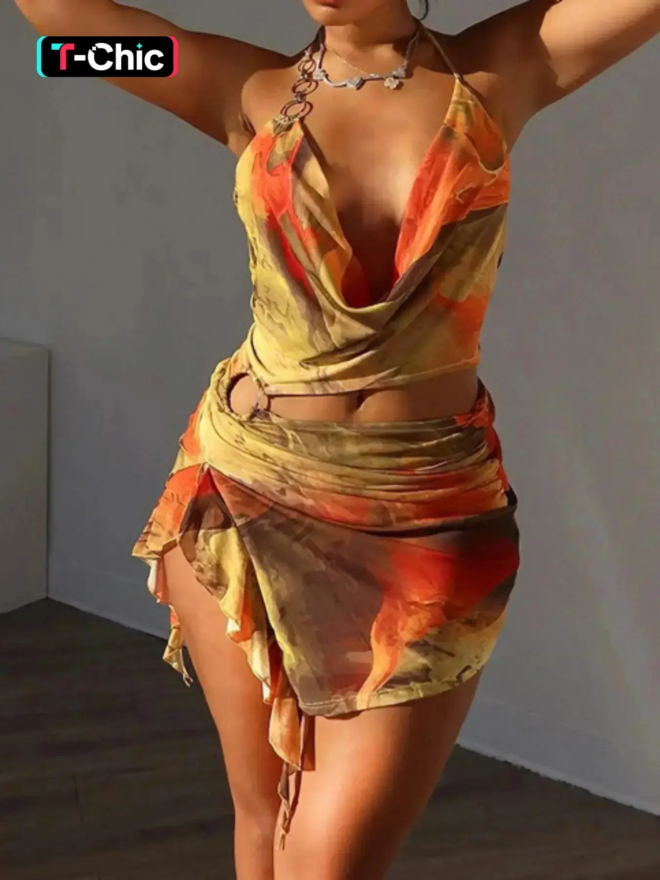 Women's All-Over Print Backless Cami Bodycon Dress, Fashion Style Halter Neck Dress with Draped Ring-Linked Detail and Ruffle Split-Thigh Hem for Summer, Perfect for Beach Holidays, Vacations and Party, Summer Dresses for Women Fabric