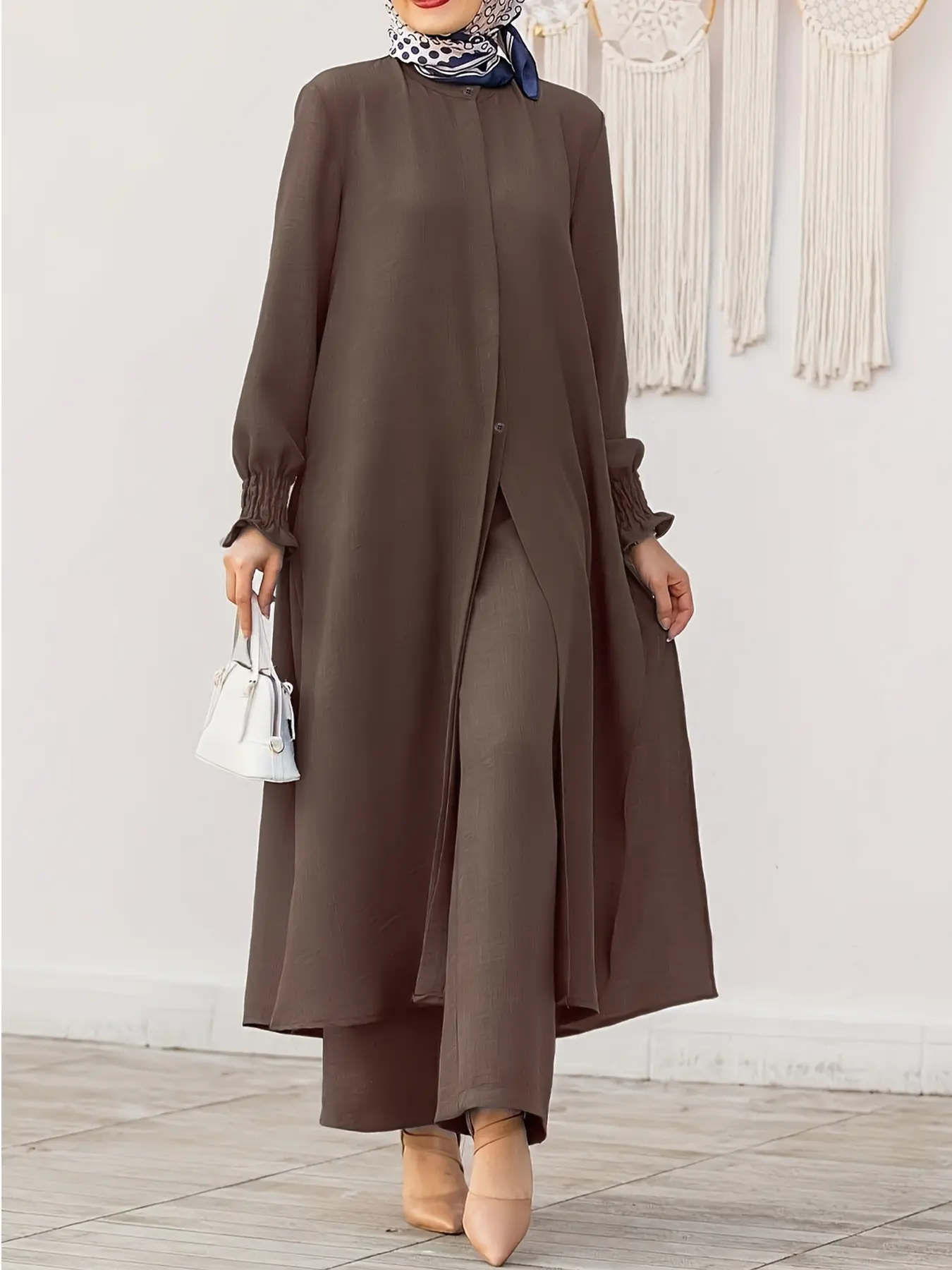 Arabian Style Two-Piece Matching Outfit Set for Muslim Women, Long Sleeve Shirt & Pants, Plus Size, Perfect for Spring & Fall Seasons