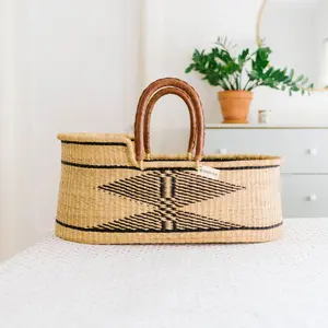 Design Dua Signature Bilia Bassinet - Kente, Safe for Newborn Sleep, Handmade, Sustainable, Comes with Fitted Foam Pad Bedside bassinet