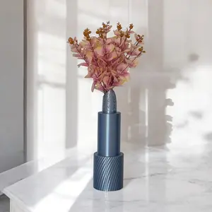 Silver Lipstick Decor