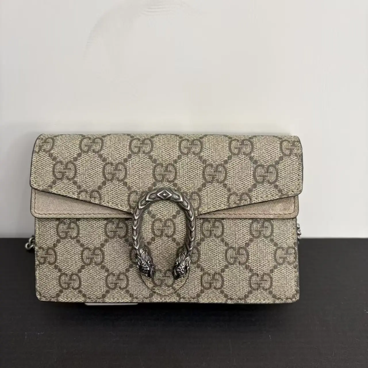 Pre-owned GUCCI GG Supreme Mini Dionysus
