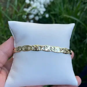 Women's High-Quality Gold-Plated Bracelet, 7.5in