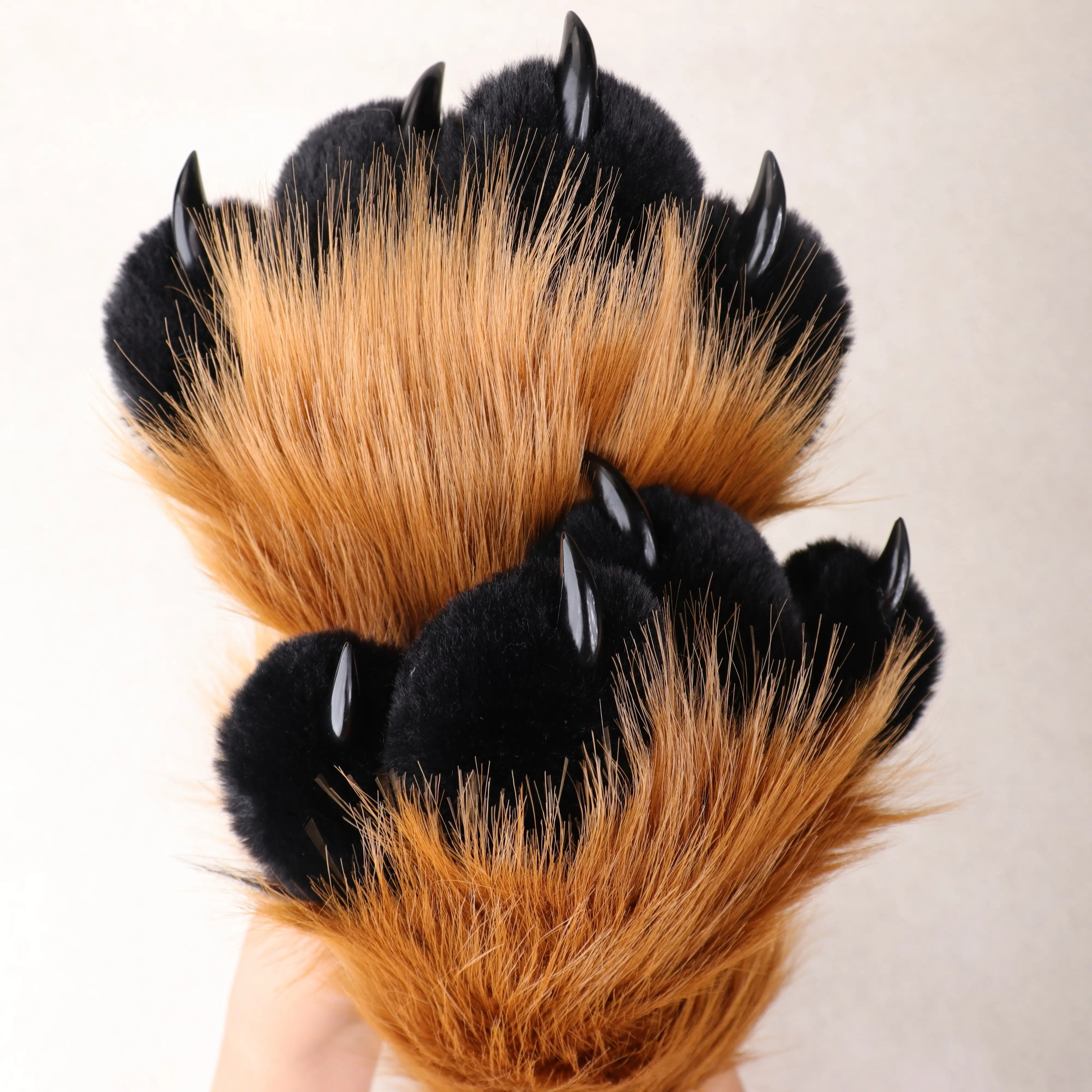 Fluffy Fursuit Paws Gloves for Adults - Realistic Fox & Cat Claw Mittens, Plush Furry Costume Accessories for Halloween Cosplay Party Decoration Supplies  gloves