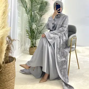 Layali modest everyday Abaya