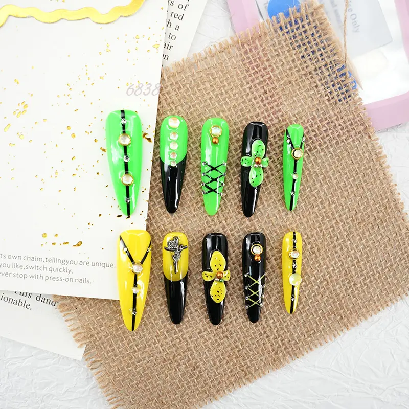 .DP.6838.Cool and stylish three-dimensional carved wearable nails