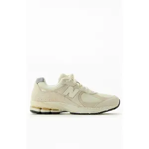 New Balance Men's Cream 2002R Shoes - Multicolor