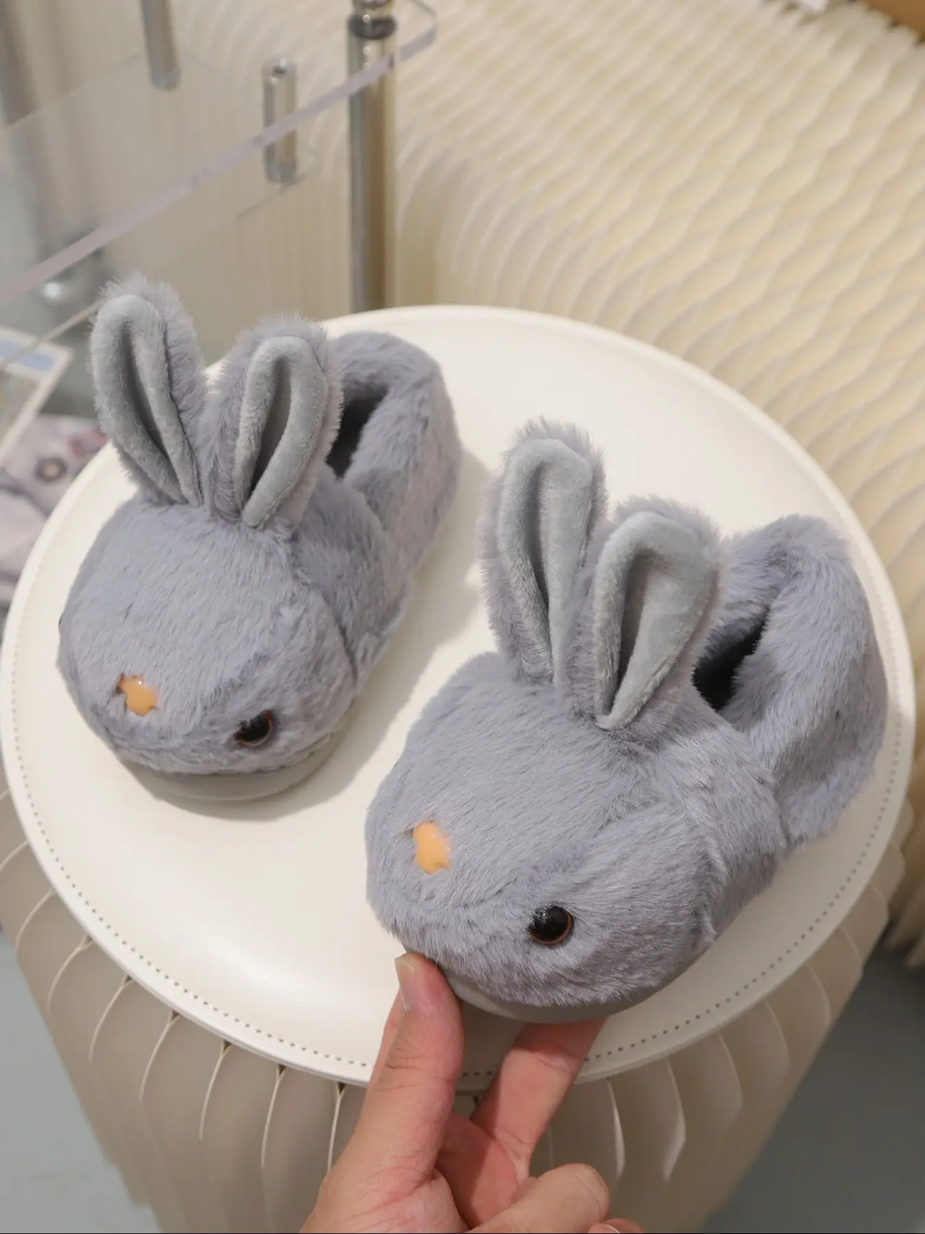 Cotton Slippers with Faux Fur Lining, Lightweight Non Slip Soft Comfortable Indoor Warm Fuzzy House Shoes, Soft Fluffy Footwear, Cartoon Design for Fall & Winter