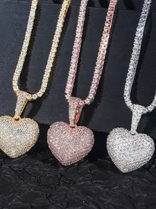 LYEECYEE Fashion Hip-Hop Jewelry Pendant, Heart Pendant Retro Hip-Hop Trendy Streetwear Men's Necklace, the Perfect Gift for Festivals and Parties