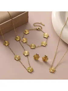 New Handmade Engraved Brushed Exquisite Sweet Titanium Steel Five-Leaf Flower Bracelet, Necklace and Earring Set