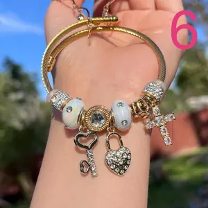 White charm bracelet White charm bracelet