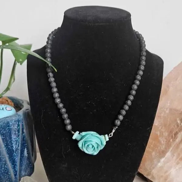Blue Rose Choker necklace