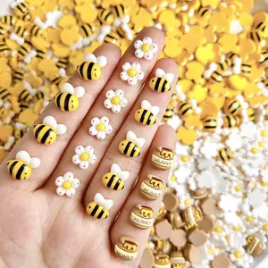 50pcs Random Mixed Bee Daisy DIY Mini Accessories, Mini Craft Items, Micro Resin Insects Plants, Fairy Garden Home Decor