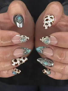 Cowgirl Press On Nails | Western Rodeo Nail Art | Cowboy Bandana Horseshoe Sheriff Star Nails