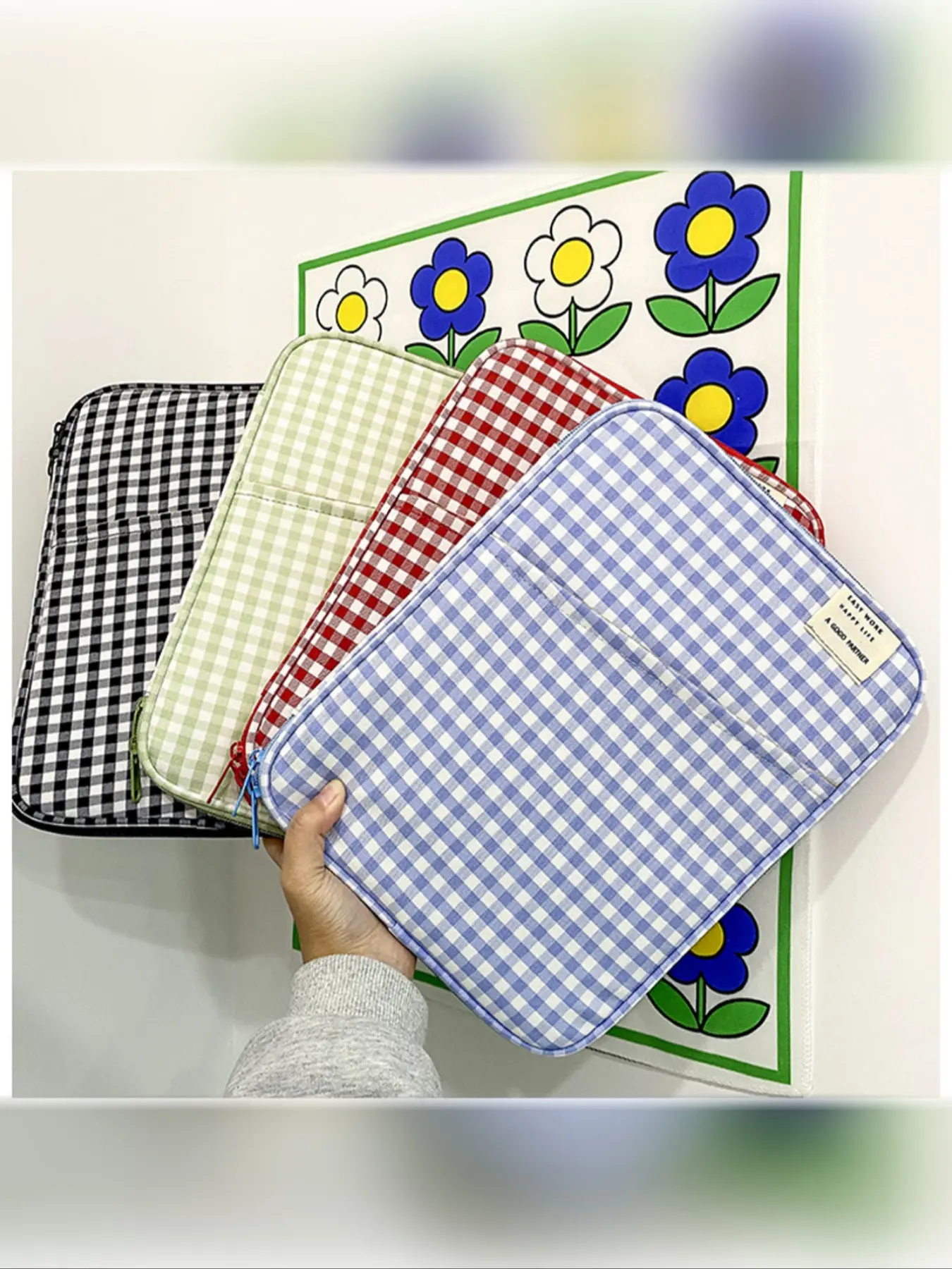 Plaid Pattern Laptop Bag for 13-14 Inch Laptops, Compatible with 9.7-11 Inch Tablets, iPad Pro/air/mini, Shockproof Multi-Layer Case, Laptop Sleeve, Laptop Computer Bag