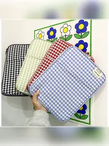 Plaid Pattern Laptop Bag for 13-14 Inch Laptops, Compatible with 9.7-11 Inch Tablets, iPad Pro/air/mini, Shockproof Multi-Layer Case, Laptop Sleeve