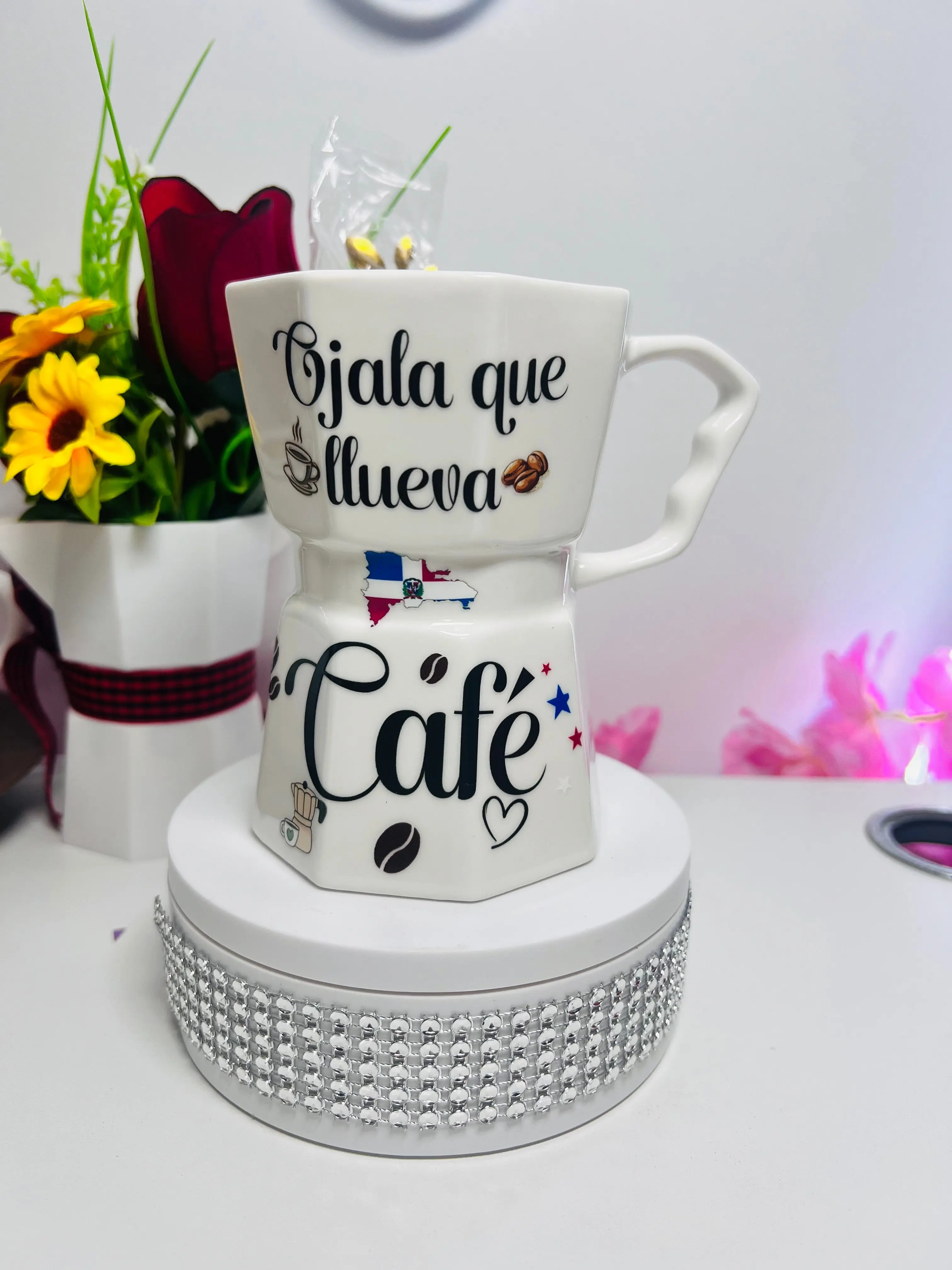 TAZA COFFE! OJALA QUE LLUEVA CAFE!!.