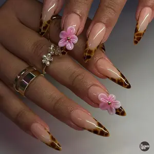 (MTO) Handcrafted Wearable Nail Art - Reusable Tortoise Shell French Fashion Hand Accessories