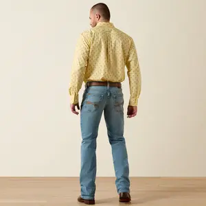 Ariat Men’s M4 Gus Light Wash Relaxed Fit Stackable Bootcut Jeans 10072948