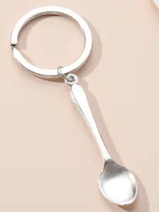Creative Classic Alloy Spoon Keychain, Fashionable Men's Kitchen Tool Souvenir Gift, Perfect for Friends and Family, Food Enthusiasts