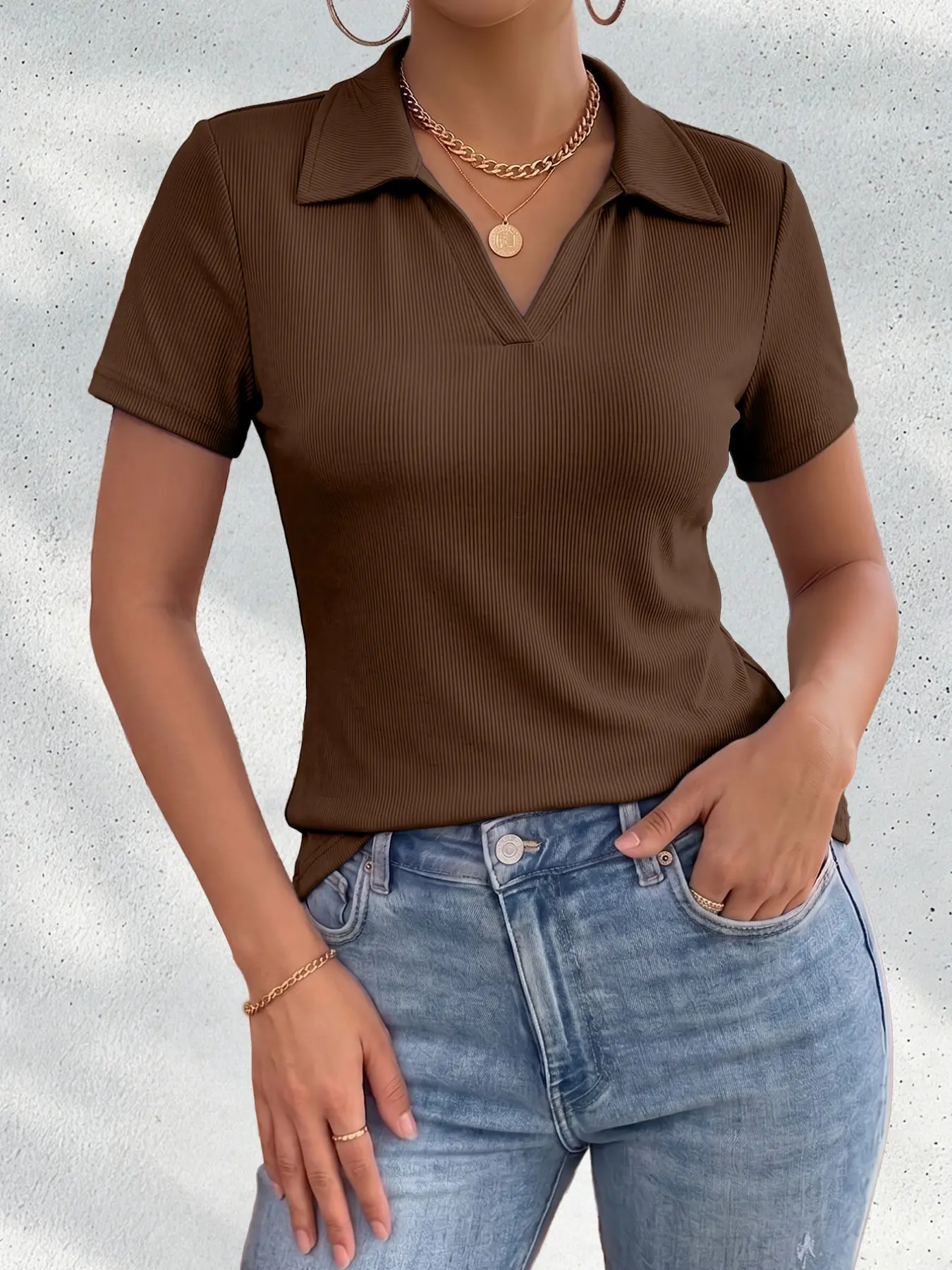 Women's Premium Fitted Polo Neck Plain Knit Short Sleeve T-Shirt, Casual Polo Shirts, Casual Fitted Top for All Seasons, Comfortable and Stylish Everyday Daily Wear