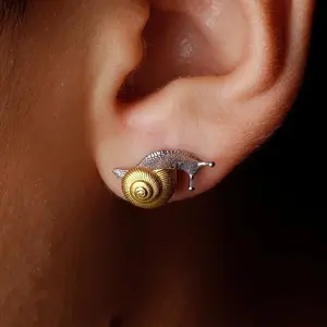 Vintage Snail Earrings - Stylish Pair for Women