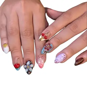 Handmade 3D Flower Nails - Floral Design for Elegant Manicure, Durable & Easy Application, Perfect for Any Occasion