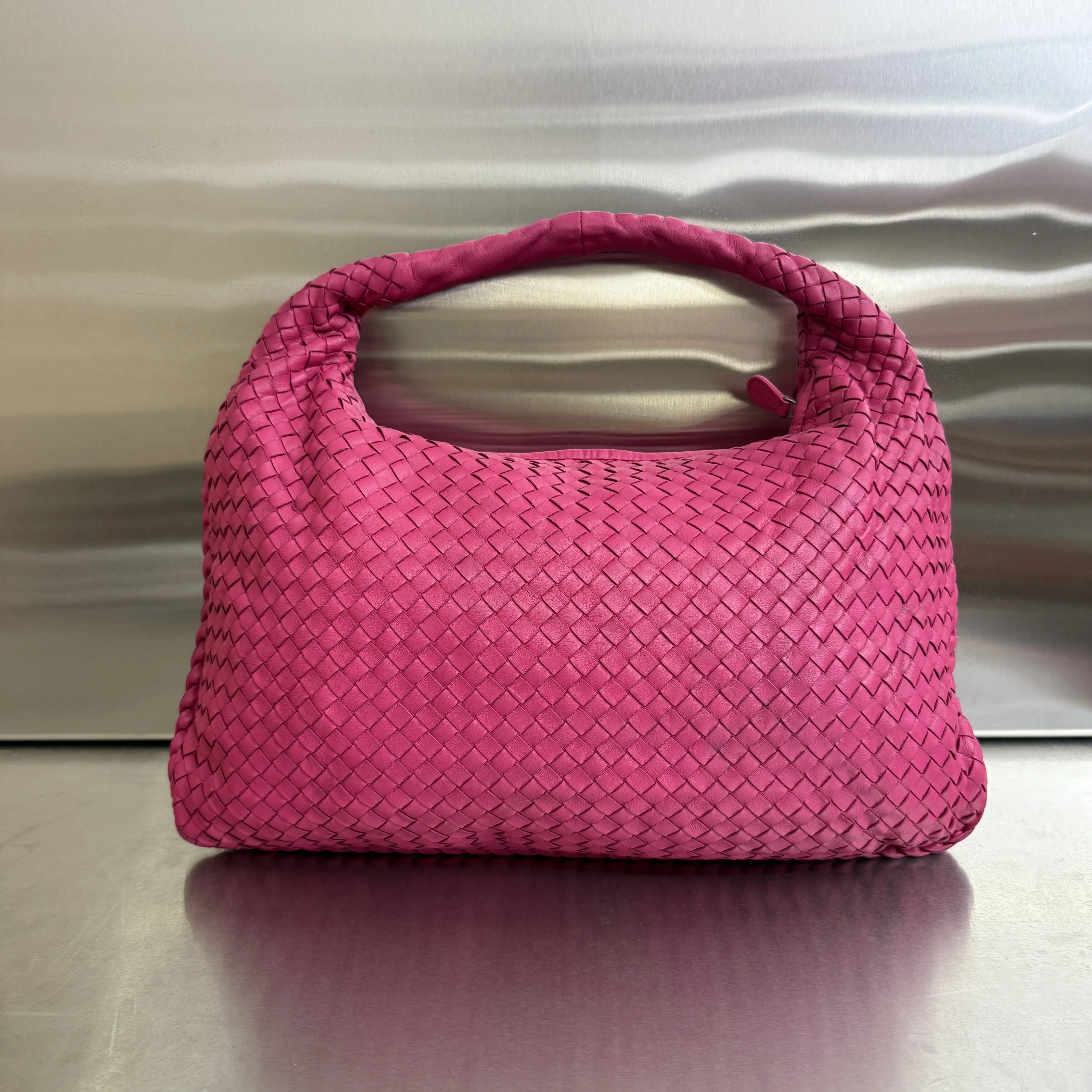 Pre-owned Calfskin Shoulder Bags Bottega Veneta Veneta Hobo Medium Fuchsia Pink