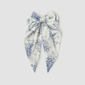 Cider [one-size] Toile de Jouy All-Over Print Bowknot Hair Clip