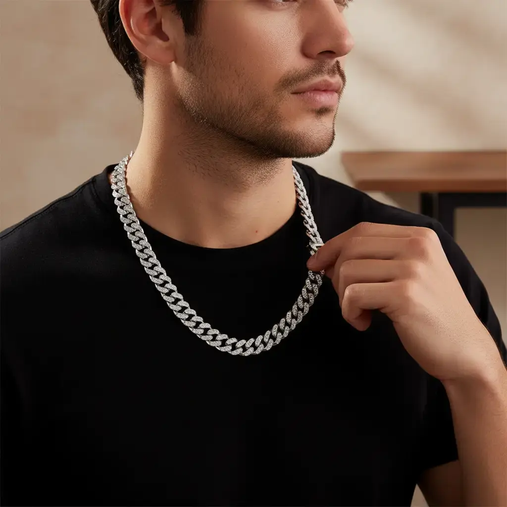 Simple and Fashionable Chain for Men,Cuban Link Rope Necklace, Silver Color Link Chain for Daily Clothing coordination,Gift for Men's/boyfriend/husband Birthday a-1，chains for men，man gift，hip hop jewelry，neck jewelry，cuban style，durable hip hop jewelry，
