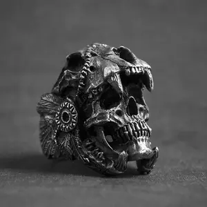 Aileen Boutique Dark Hip-Hop Punk Style Skull Spinner Ring - Niche, Versatile, Simple, High-End Statement Multi Ring with Artificial Gemstones for Daily Wear, Birthday Gift, Rings