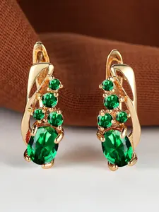 Luxurious and Sparkling Green Synthetic Zirconia Designer Ear Studs for Women. Trendy and Versatile Vintage Jewellery for Women. Perfect Party Accessories. Fashionable Earrings