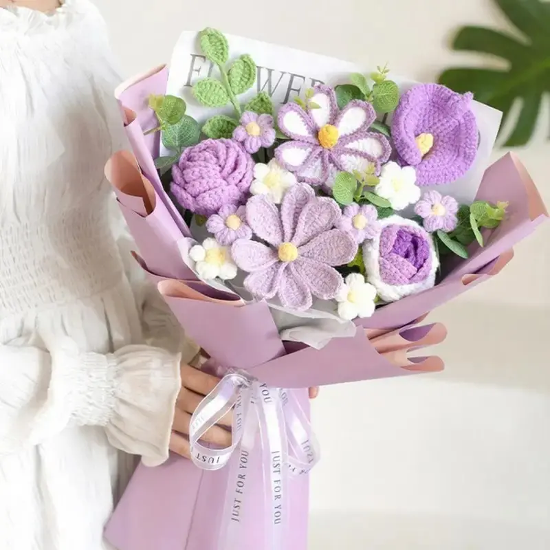 Handmade Crochet Rose Fake Flower Bouquet Set - Traditional, Stylish Home Decor with Soft Cotton Yarn, Flexible Stems, Hyperrealism, Handmade Detail; Coffee Shop, Wedding Gift Supplies
