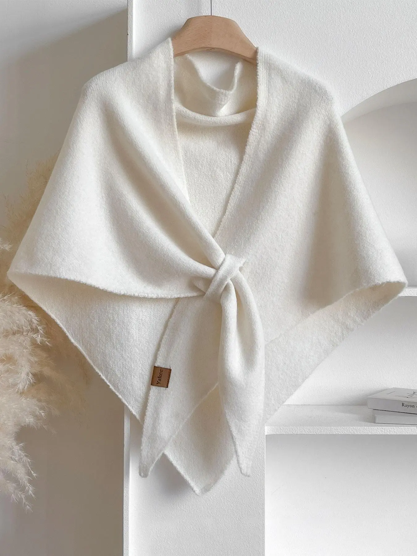 Women's Trendy Solid Knitted Shawl, All Season Shawl, Fashion Shawl Wrap, Casual Soft Comfortable Scarf for Daily Wear, Fashion Accessories for Women & Girls