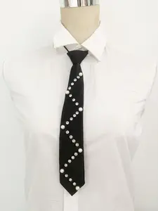 Faux Pearl Decorated Tie, Fashionable Necktie for Women & Men, Casual Versatile Accessories for Daily Wear, Business Party, Performance, Cosplay, Casual Elegant Tie