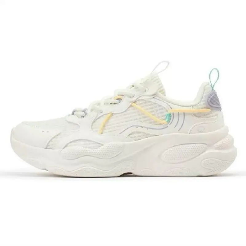 Male sports shoes Male sports shoes