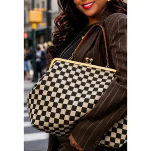 Kiss Lock Checkered Style