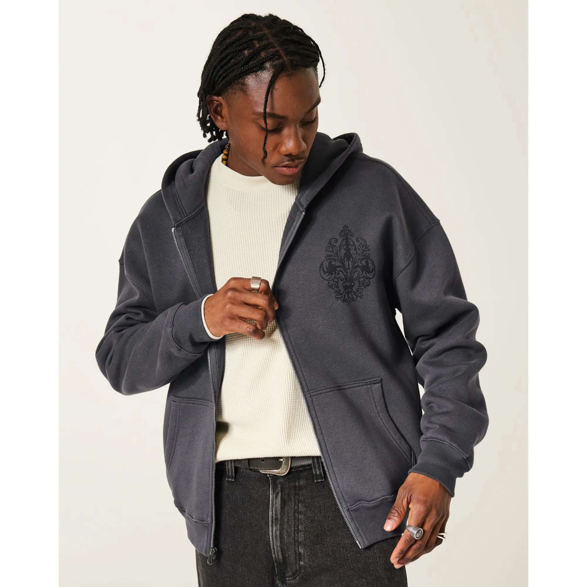 Hollister Feel Good Boxy Zip-Up Graphic Hoodie