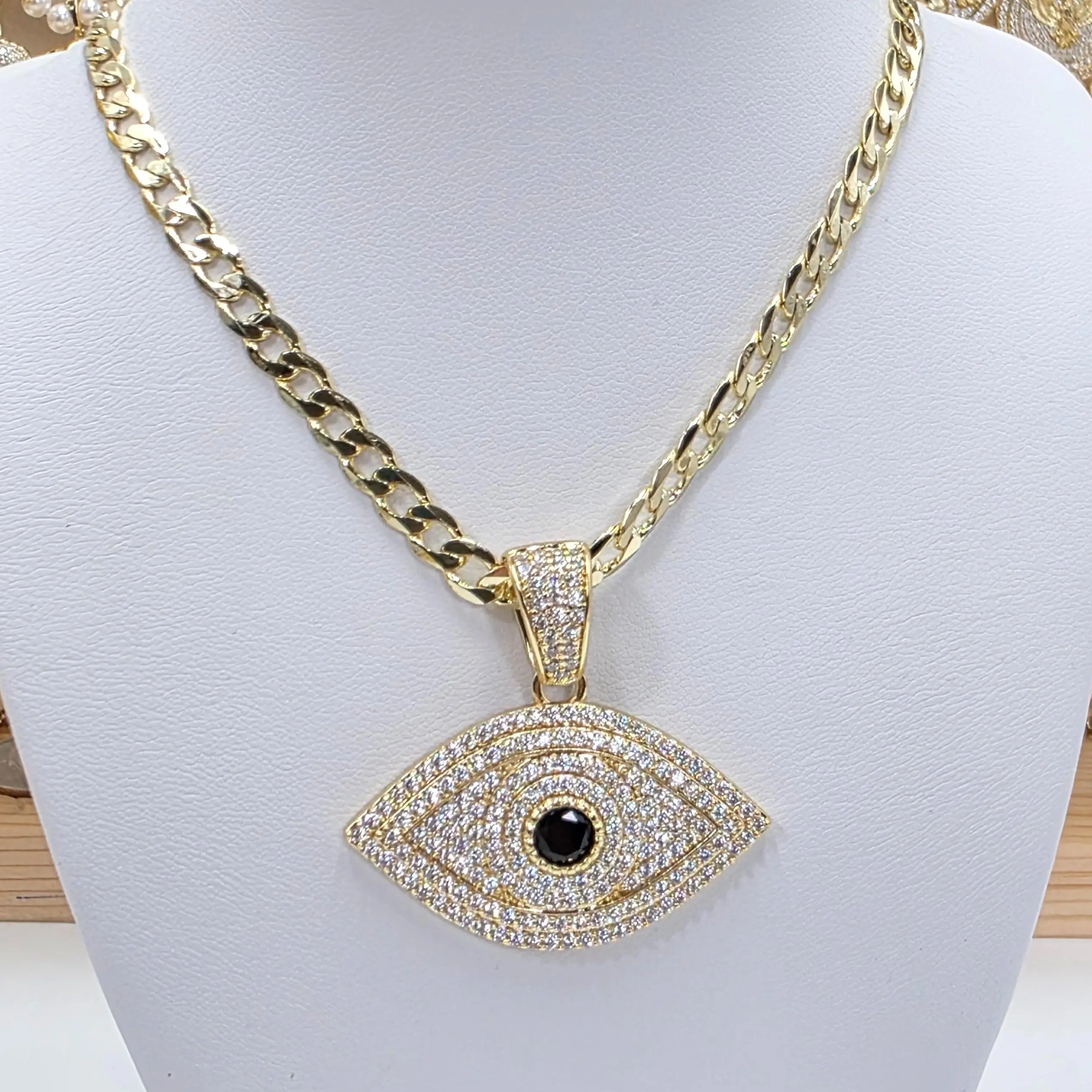 Xuping Gold-Plated Evil Eye Necklace - 20-in Cuban Chain & Link, Stylish Black Cubic Zirconia Pendant for Protection, Casual Daily Wear, Long Stylish Accessories, Metal Coating, Unisex, Chain Jewelry Necklaces, Classic Cuban, Style