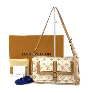 Pre-owned Louis Vuitton Leather Shoulder Bags 9.84'' / R2699 Shoulder Bag C1361784198 0411 T1 Qiqi