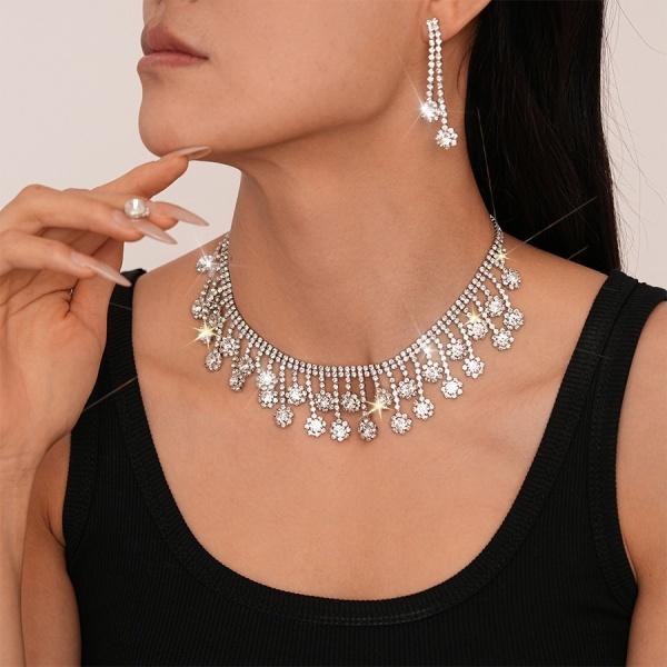 ANDKISS 2-Piece Set: Light Luxury Style Stud Earrings and Necklace, Diamond Embellished Floral and Tassel Design, Western Inspired, Unique and Sophisticated Jewelry for Women, the Perfect Gift for Girls, Moms, or Best Friends