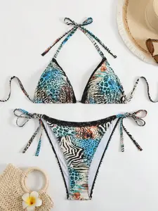 【Plus Size】 All Over Print Bikini Set, Casual Fashion Chic Bikini Swim Bra & Swim Bottom Two-piece Swimsuit for Beach Holiday Vacation, Women's Swimwear for All Seasons