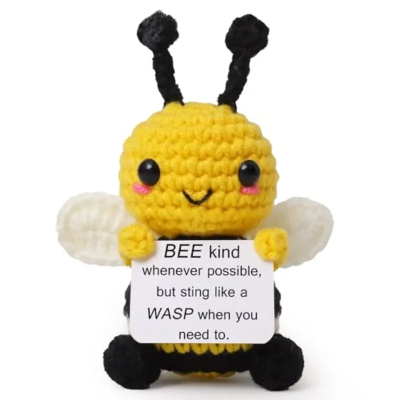 Knitted Bee Stuffed Doll, Stuffed Animal, Festive Gift, Cute Bee Figurine, Desktop Decor for Children, Students, Office & Home, Stuffed Animal Gifts, Cute Animal Design