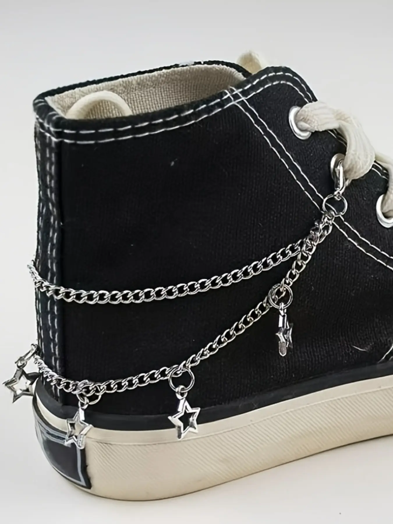 2pcs Star Pendant Dual-Layer Shoe Chain, DIY Shoe Boot Decorations, Fashionable Accessories for Shoes, Decorative Shoe Accessories, Shoe Decoration Charms, Easy to Attach and Remove